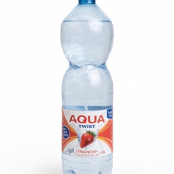 Aqua Twist Strawbetry Still Water